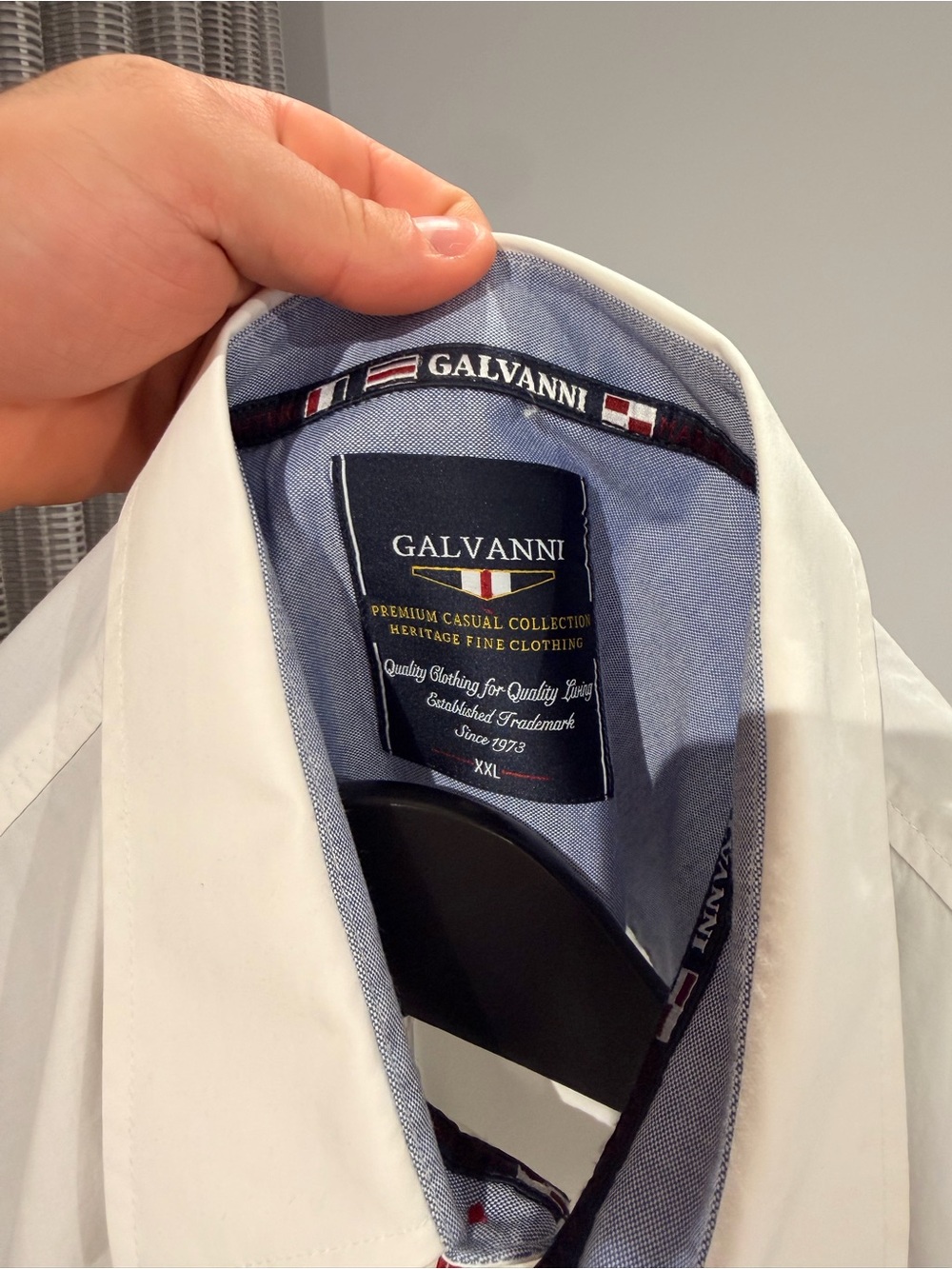 Galvani White Embroidered Men's Shirt - Classic Crest Design - Picture 6 of 6